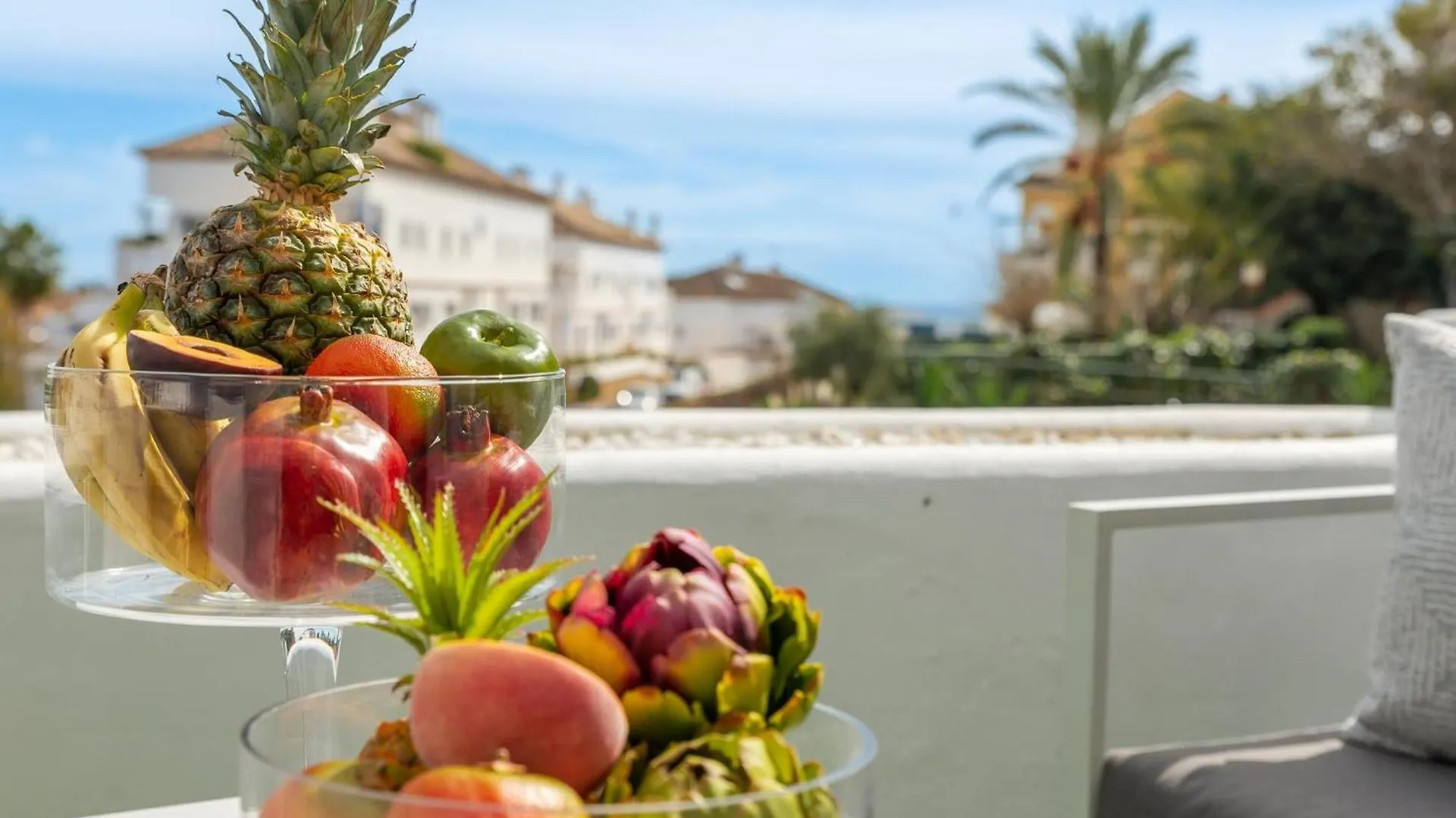 Jardines 16 Beautiful Family Apartment Marbella